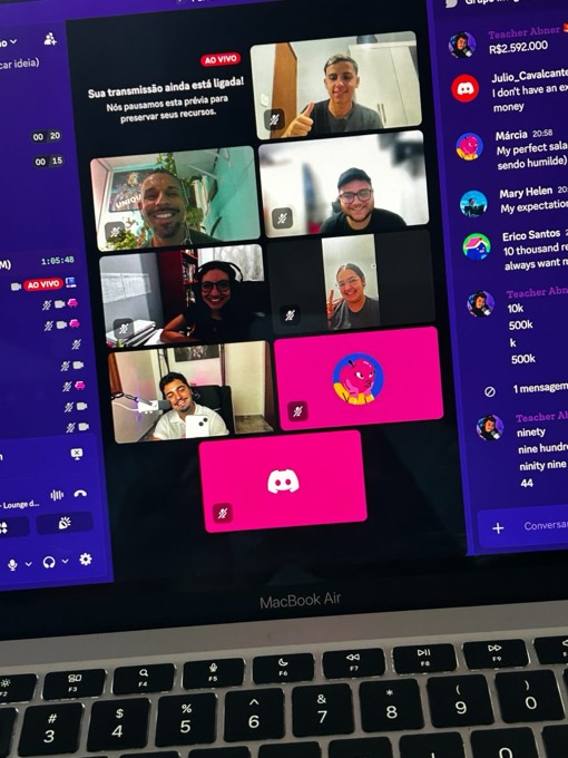 Aula em grupo ao vivo